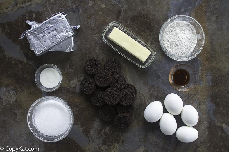 Ingredients for homemade copycat Cheesecake Factory Oreo Cheesecake recipe.