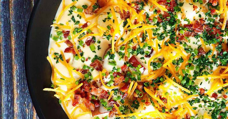 Homemade 0'Charley's Baked Potato Soup