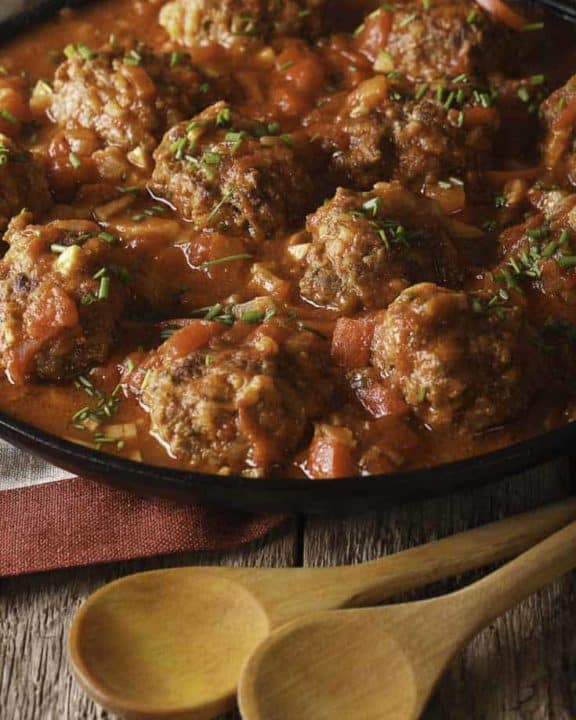Albóndigas are Spanish style meatballs are perfect as an appetizer, or for dinner.