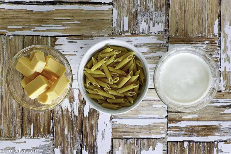 Ingredients for the Outback Steakhouse and cheese.