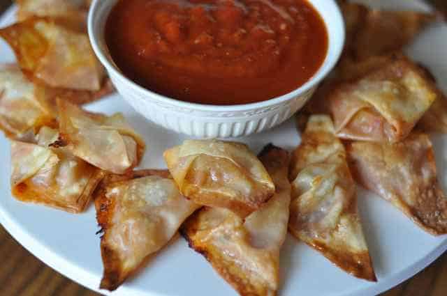 Crispy Fried Wonton Pizza Bites