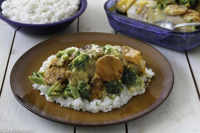 Copycat Cracker Barrel Broccoli Cheddar Chicken