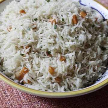 Make a delicious pot of rice pilaf, lower in sodium and so easy to make.