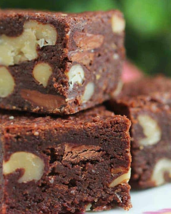 Make a batch of tasty brownie mix, great tasting brownies from your own homemade mix.