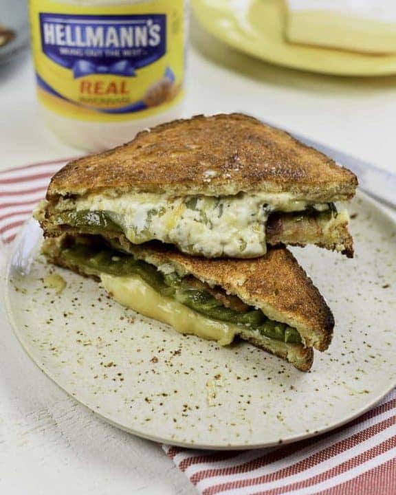 Enjoy this jalapeno popper grilled cheese sandwich you bake in the oven.