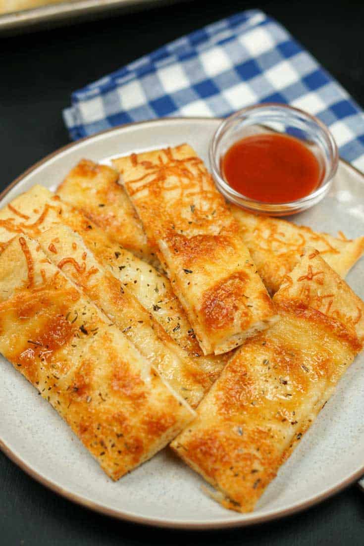 little caesars italian cheese breadsticks