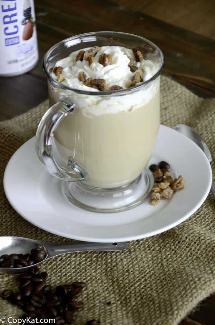 Make your own copycat Starbucks Maple Pecan Latte at home with this copycat recipe. #latte #copycat #recipe