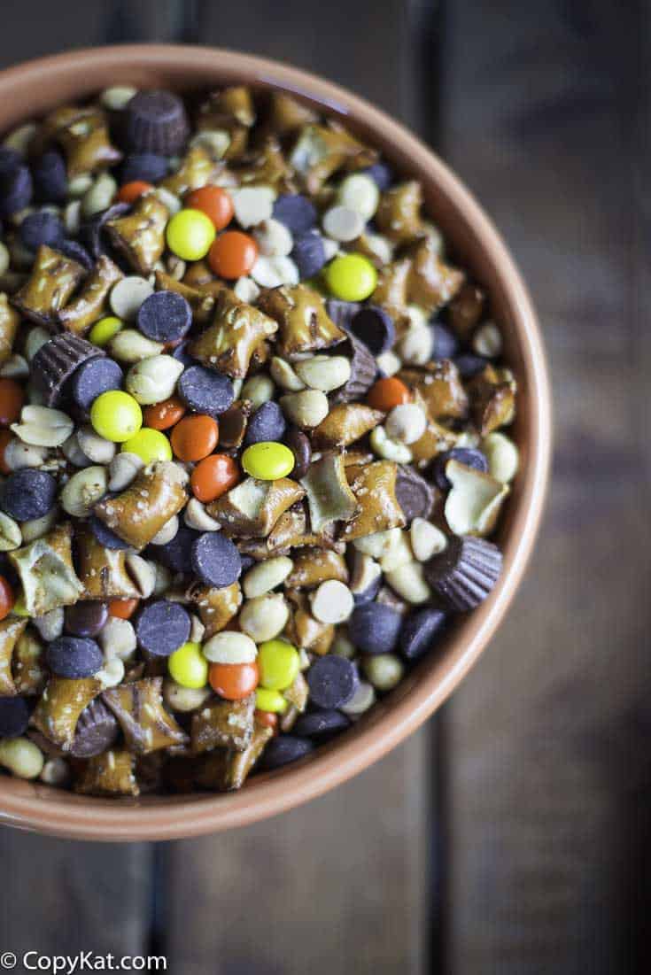 M&M'S Chocolatey Peanut Butter Snack Mix 