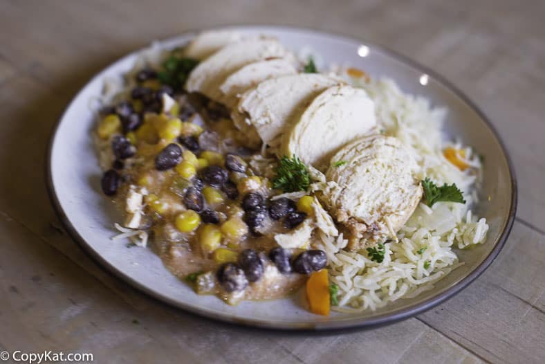 A plate of Crock Pot Black Bean Chicken 