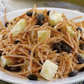 shredded carrot salad with raisins and pineapple
