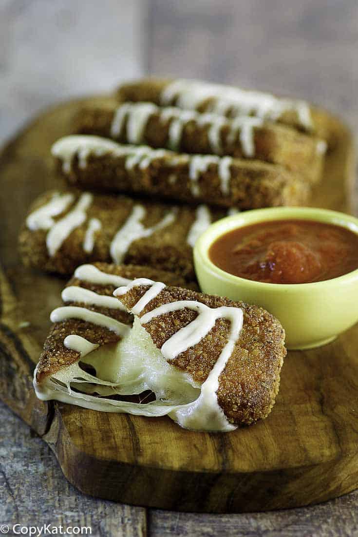 Breaded Mozzarella Patties / Fried Mozzarella Cheese ...