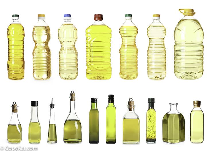 different bottles of vegetable oil