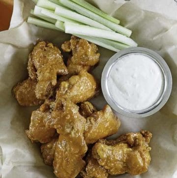 hot wings like Hooters served with celery and dressing
