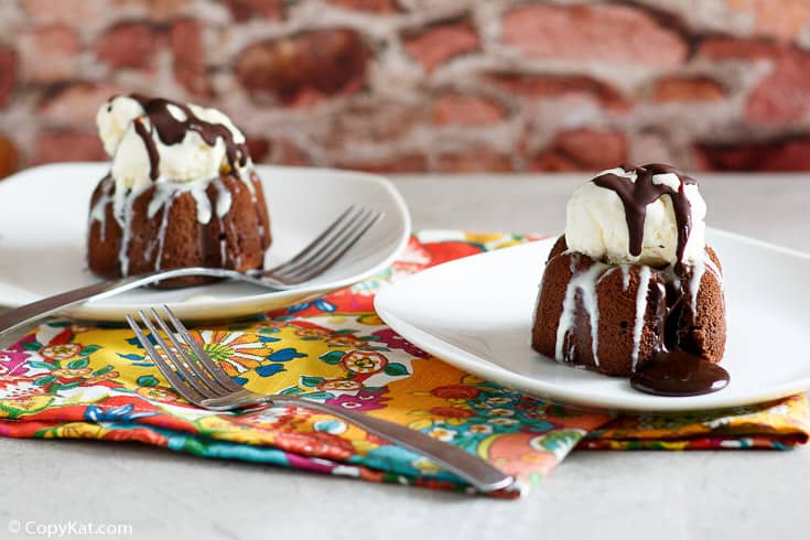 two homemade Applebee's triple chocolate meltdown cakes