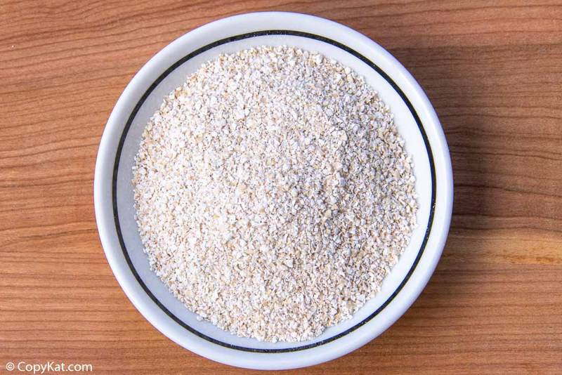 a bowl of uncooked oat bran