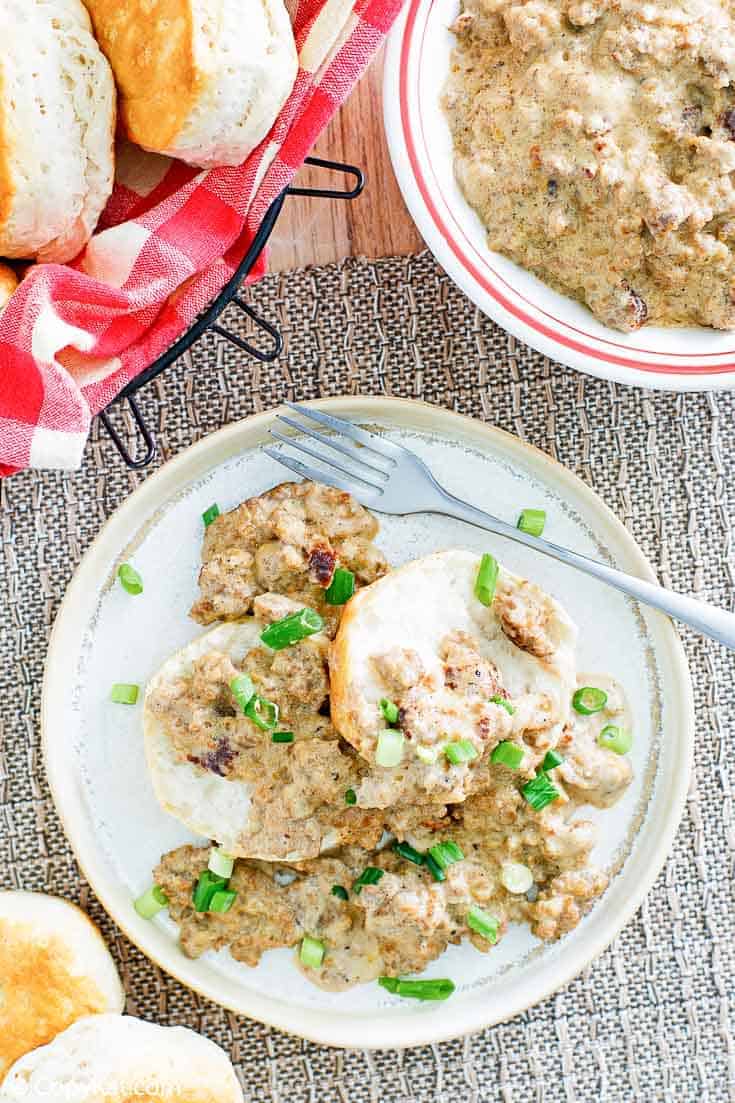 sausage gravy and biscuits