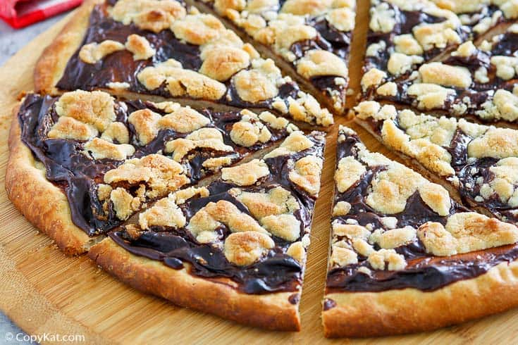 Ci Ci's Chocolate Dessert Pizza | CopyKat Recipes