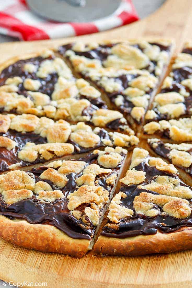 Ci Cis Chocolate Dessert Pizza - CopyKat Recipes