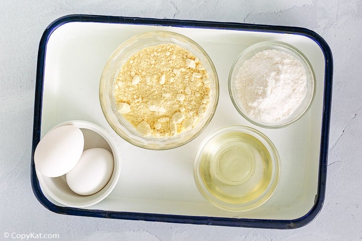 golden pound cake ingredients