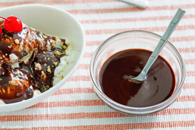 Homemade Hershey's Chocolate Syrup
