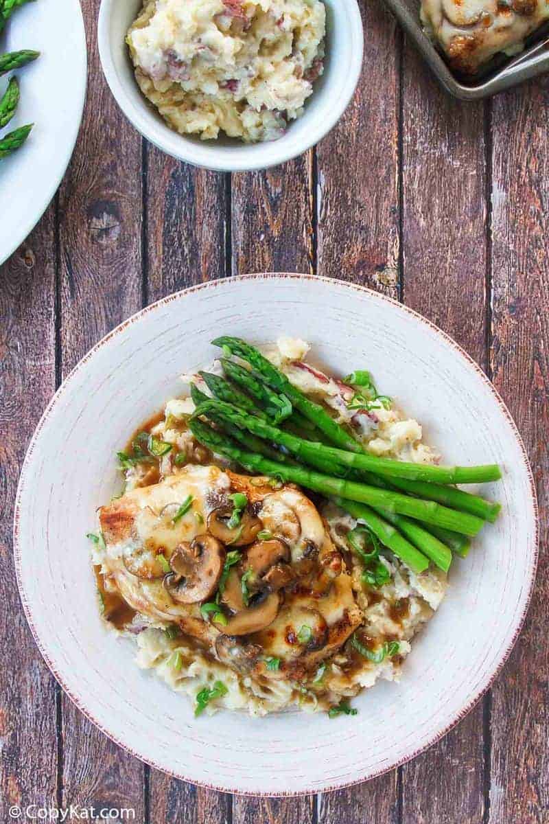 chicken madeira with mashed potatoes and asparagus