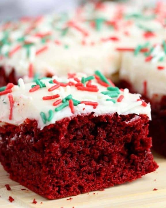 cropped-Red-Velvet-Brownies-with-Cream-Cheese-Frosting-Pin05.jpg