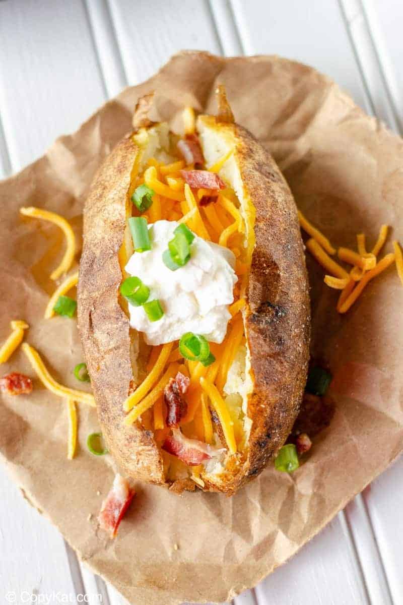 Air fryer baked potatoes recipe