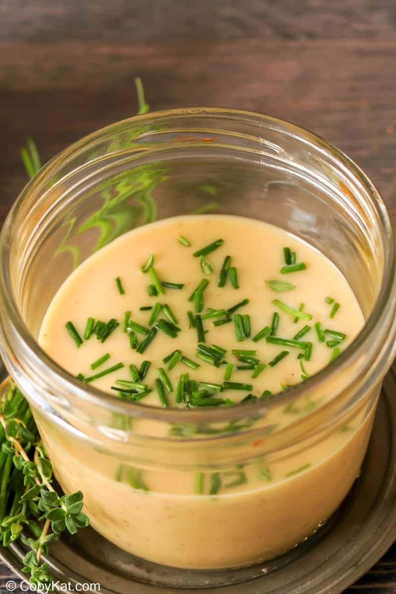 homemade Houlihan's honey mustard sauce in a mason jar