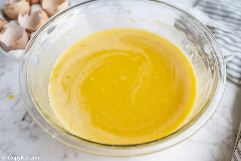 filling for lemon bars in a mixing bowl