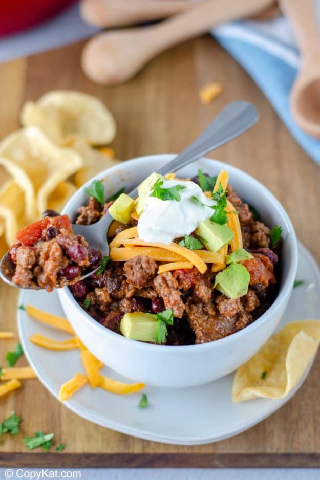 Easy Chili Recipe for Beginners - CopyKat Recipes