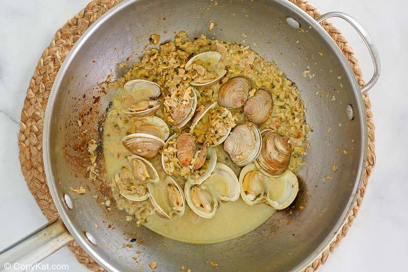 clams and garlic in a pan