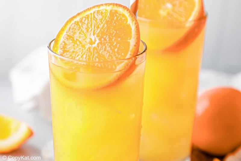 Hairy Navel Cocktail Recipe - Mixed Drink with Peach Schnapps, Vodka and  Orange Juice