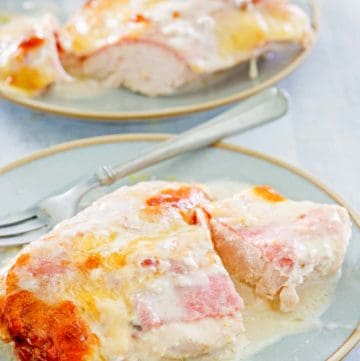 two servings on chicken cordon bleu casserole.