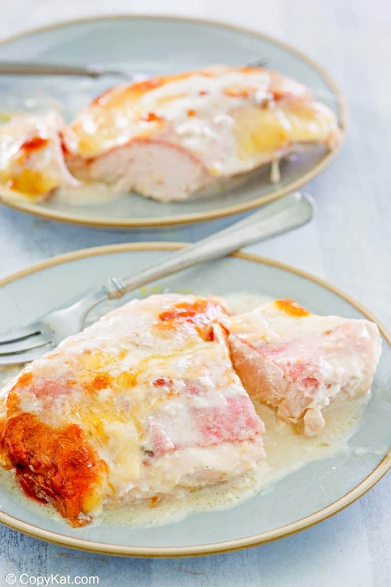 two servings on chicken cordon bleu casserole.
