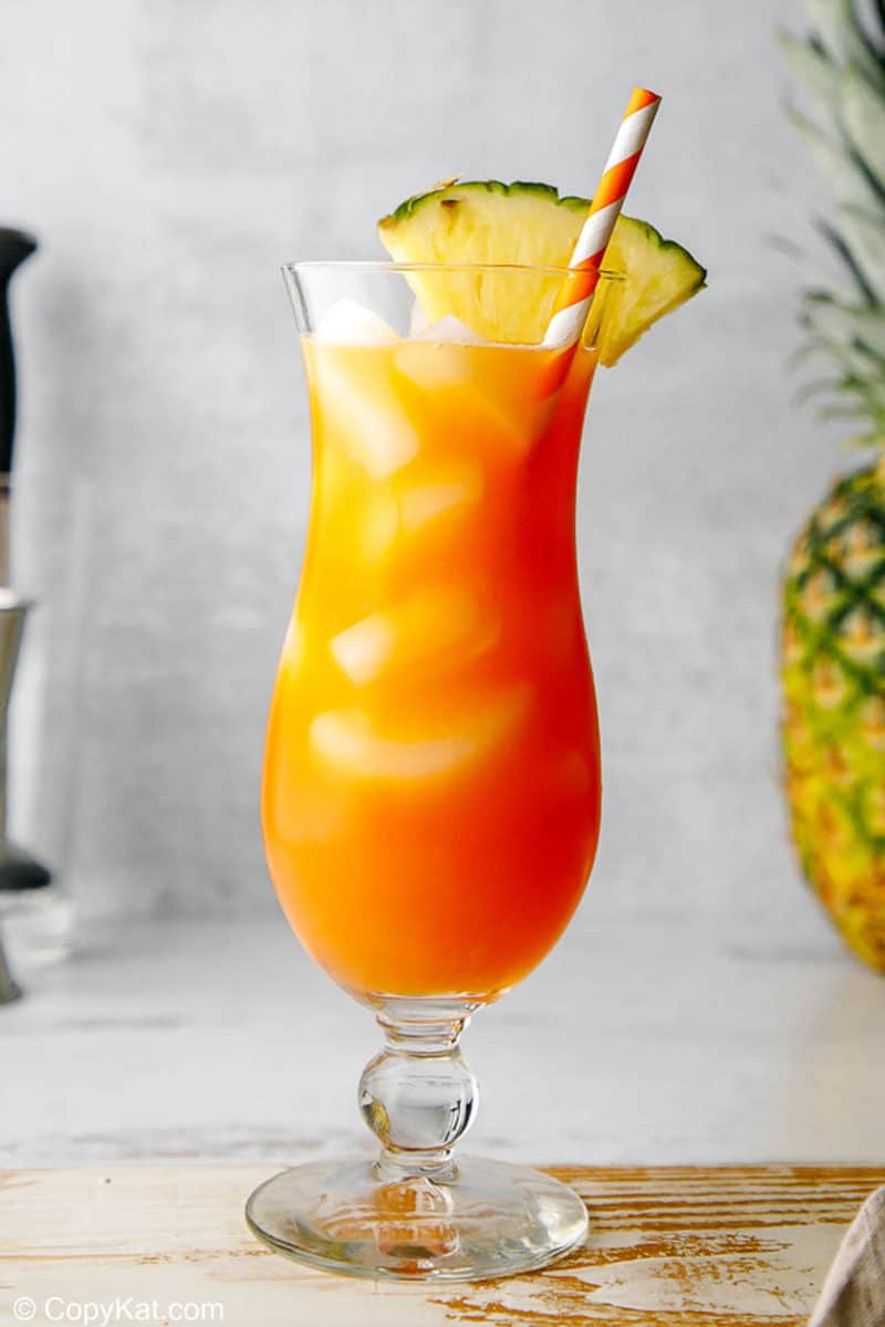 TGI Friday's Captain Island Rum Punch CopyKat Recipes