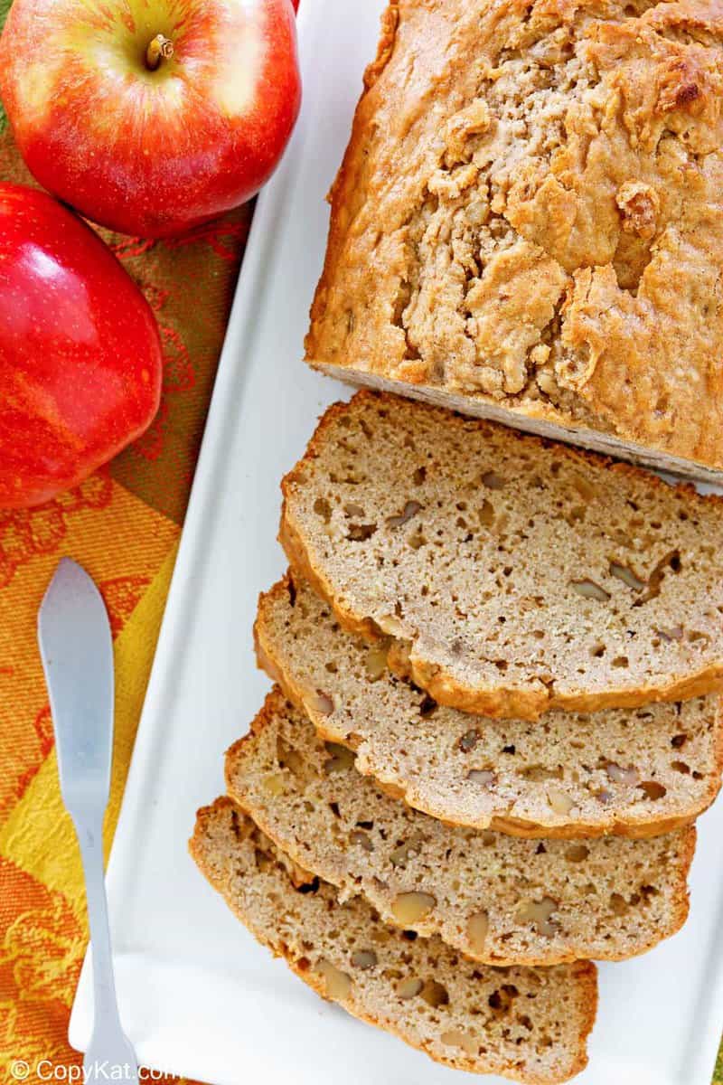 apple bread and fresh apples.