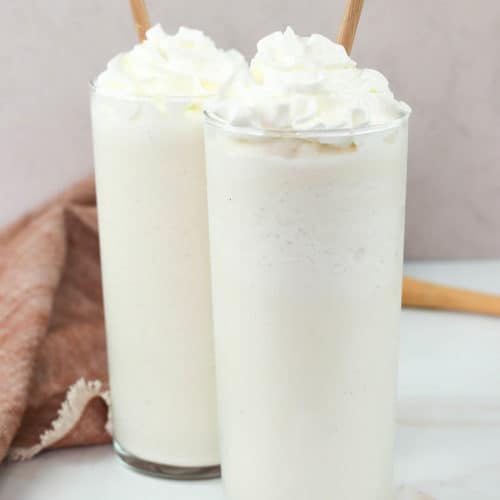 homemade Starbucks vanilla bean frappuccino drinks.