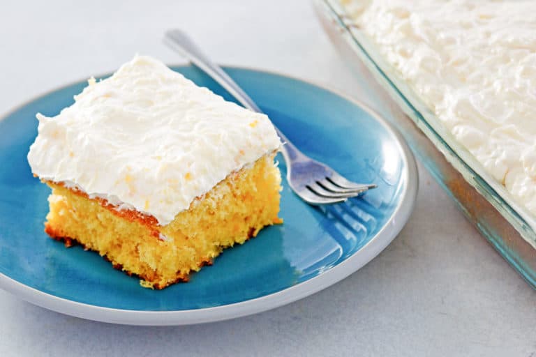 Easy Canned Mandarin Orange Cake
