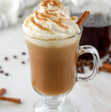 homemade Starbucks cinnamon dolce latte drink.