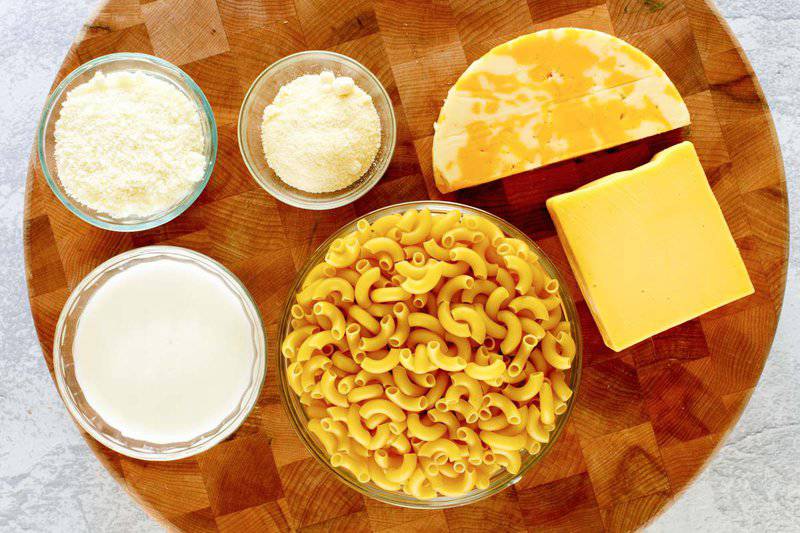 copycat Chick Fil A mac and cheese ingredients.