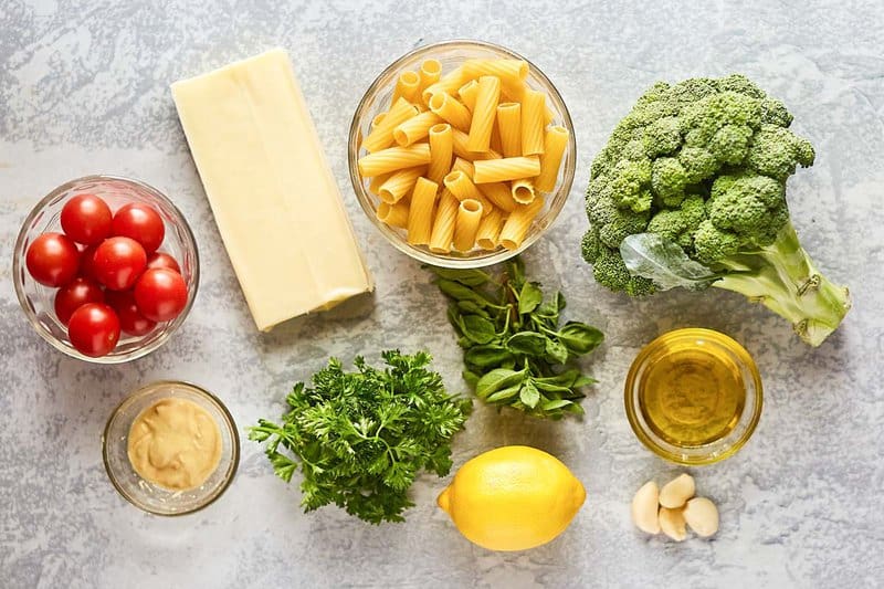 broccoli pasta salad ingredients.