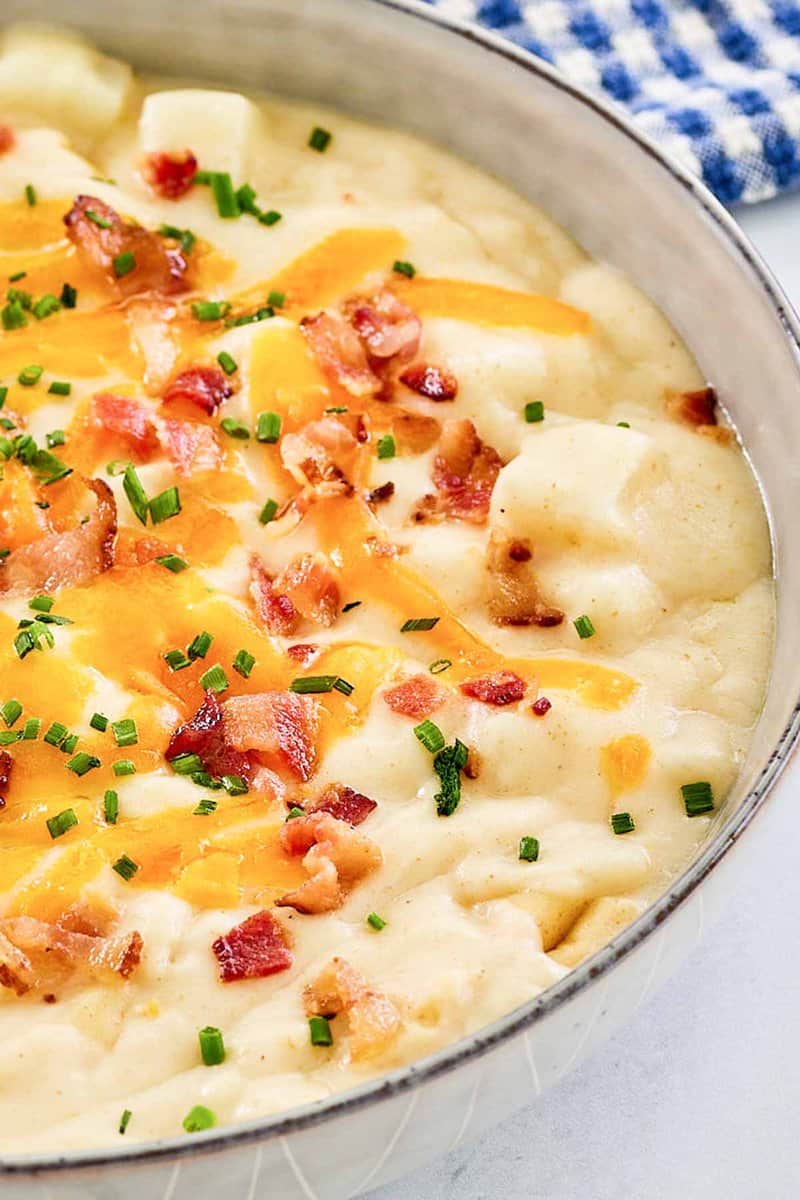 closeup of a bowl of copycat Chili's baked potato soup.