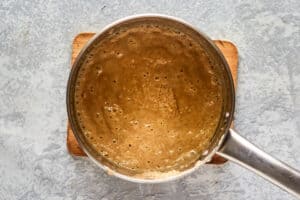 https://copykat.com/wp-content/uploads/2022/08/Chilis-Baked-Potato-Soup-Roux-300x200.jpg