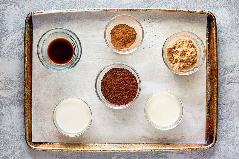 Dunkin Donuts brown sugar sweet cream cold brew ingredients on a tray.