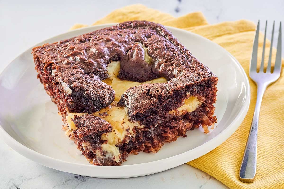 earthquake cake slice on a plate.