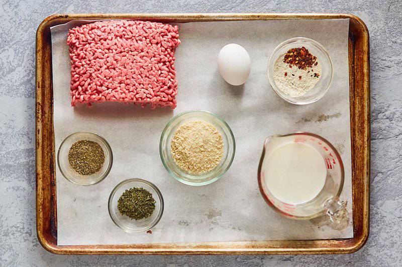 Olive Garden meatballs ingredients on a tray.