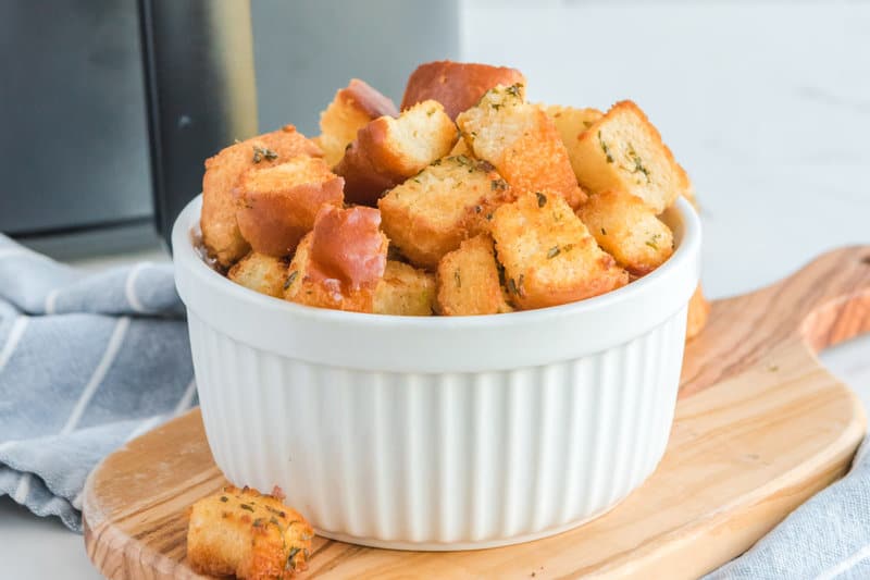 How to Make Croutons in Air Fryer