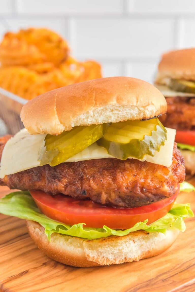 Chick-Fil-A Spicy Deluxe Chicken Sandwich - CopyKat Recipes