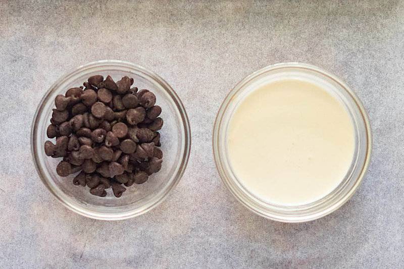 Ingredients for homemade hot fudge sauce.