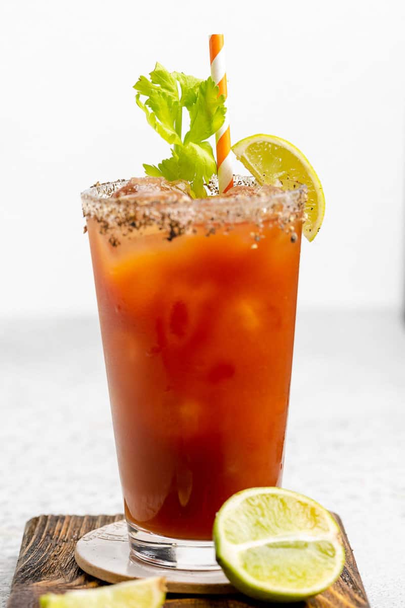 Bloody Mary (cocktail) - Wikipedia